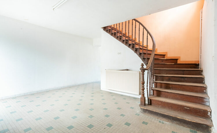 Maison Castel Sarrazin 8 pièce(s) 258 m2 2