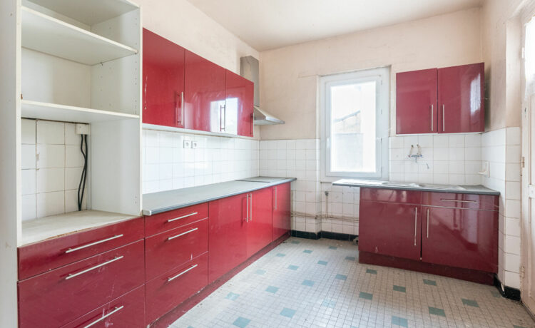 Maison Castel Sarrazin 8 pièce(s) 258 m2
