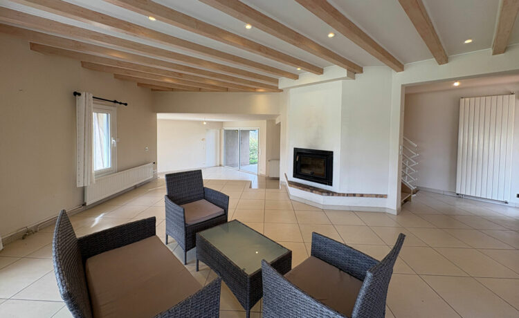 Maison Bonnut 6 pièce(s) 173 m2 2