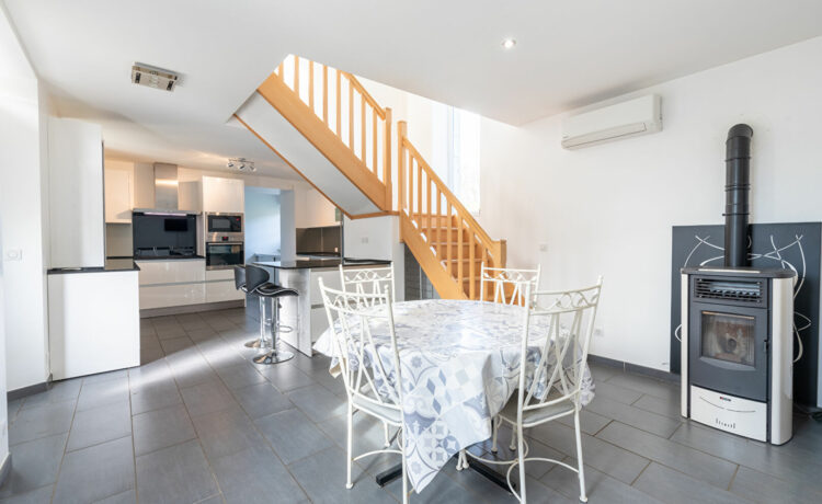 Maison 8 pièce(s) 236m2 3