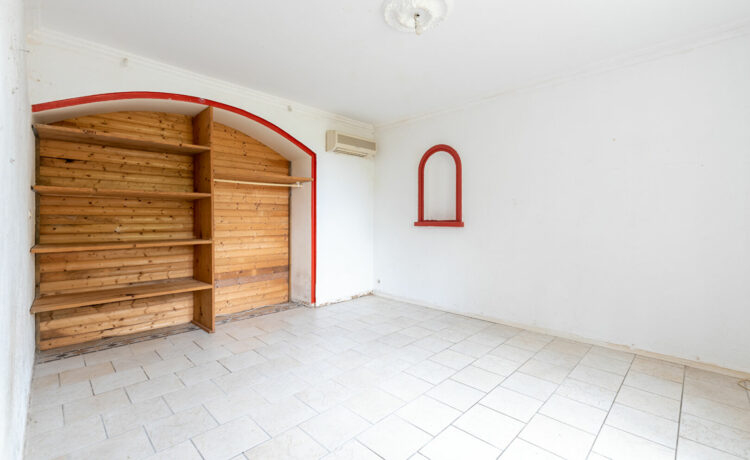 Maison de caractère à rafraîchir, Entre Amou et Pomarez, environnement calme et vue dégagée