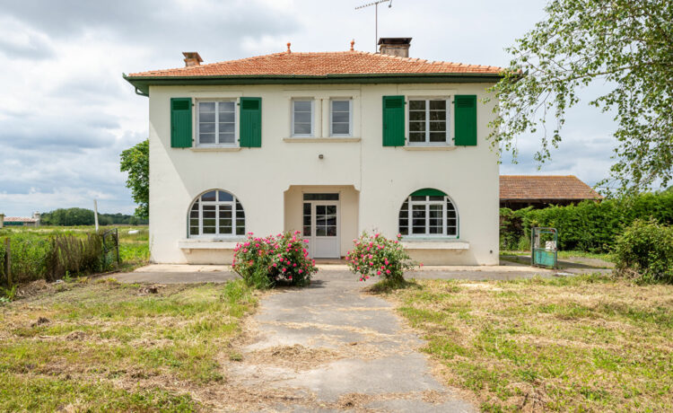 Maison 7 pièce(s) 154 m2 1