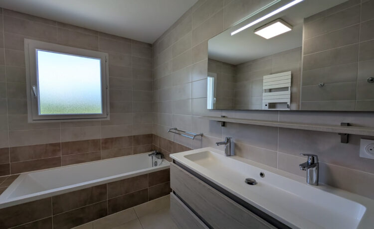 Maison 4 pièce(s) 115 m2