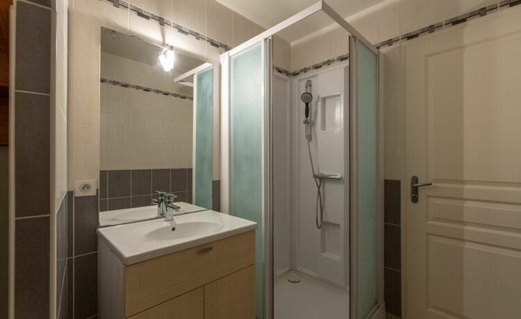 Immeuble Hagetmau 8 pièce(s) 202.58 m2