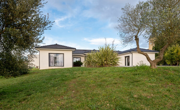 Maison Mouscardès 6 pièce(s) 150 m2