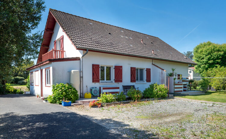 Maison 7 pièce(s) 186 m2 2