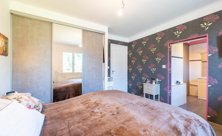 Maison 7 pièce(s) 186 m2