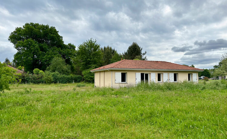 Maison Sabres 5 pièce(s) 99 m2 1