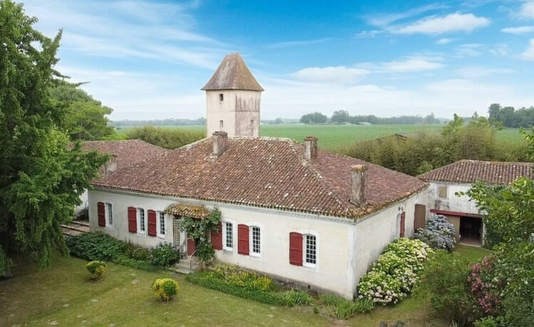 Maison 12 pièce(s) 461 m2 1