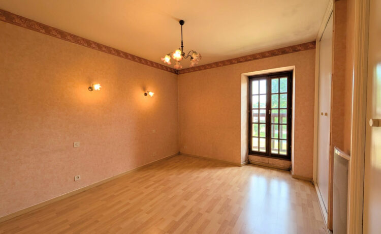 Appartement Hagetmau 4 pièce(s) 114 m2