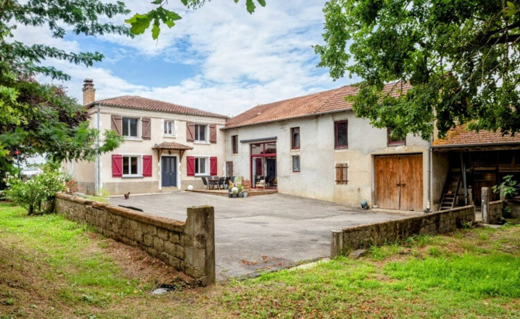 Maison Hagetmau 7 pièce(s) 300m2 2