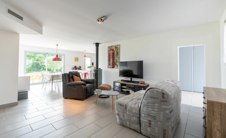 Maison 5 pièce(s) 111.8 m2 3