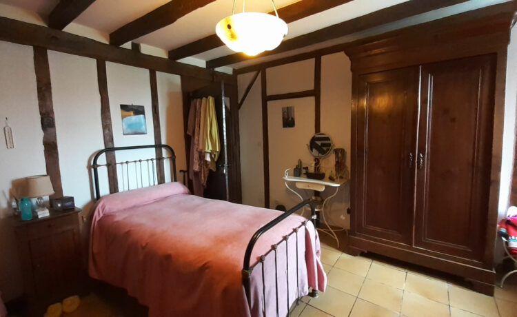 Maison familiale avec piscine et vue Pyrénées : un bijou au calme